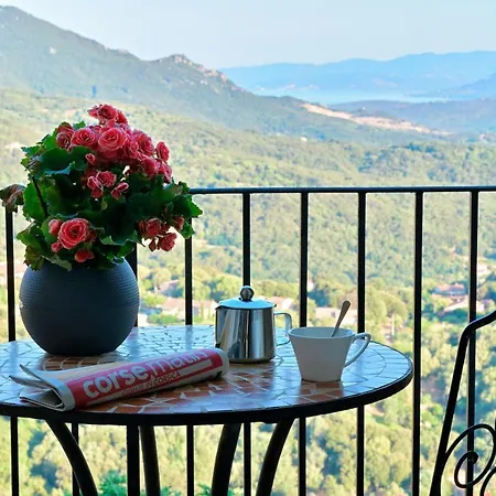 Отель Des Roches