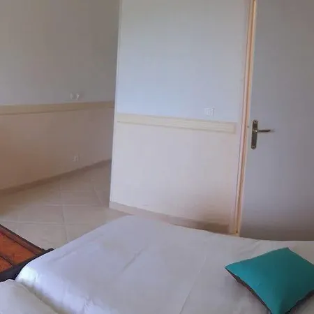 Отель Des Roches