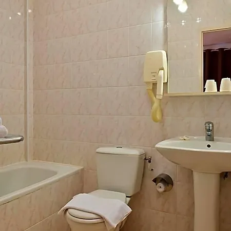 Hotel Des Roches 3*